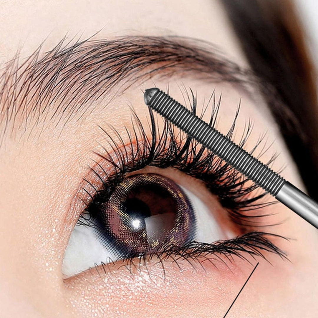 3D Curling Fiber Mascara With Metal Brush For Volume And Lift - Image 8