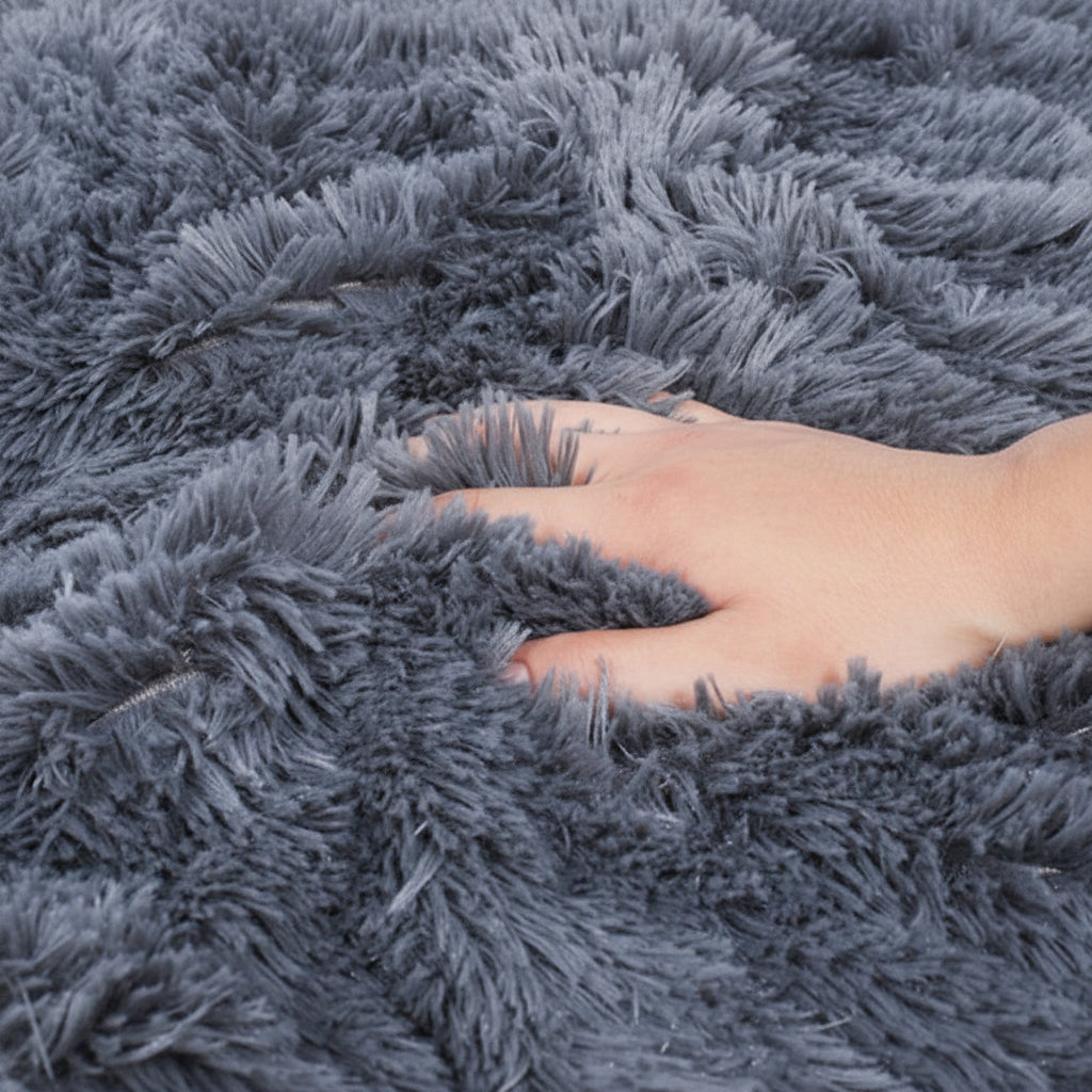 Soft Fluffy Pet Blanket for Dogs and Cats – Plush Comfort Throw