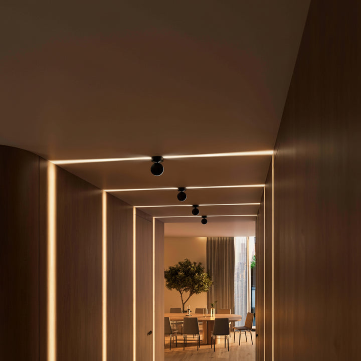 360° Rotating LED Wall Light – Adjustable Spotlight for Modern Interiors