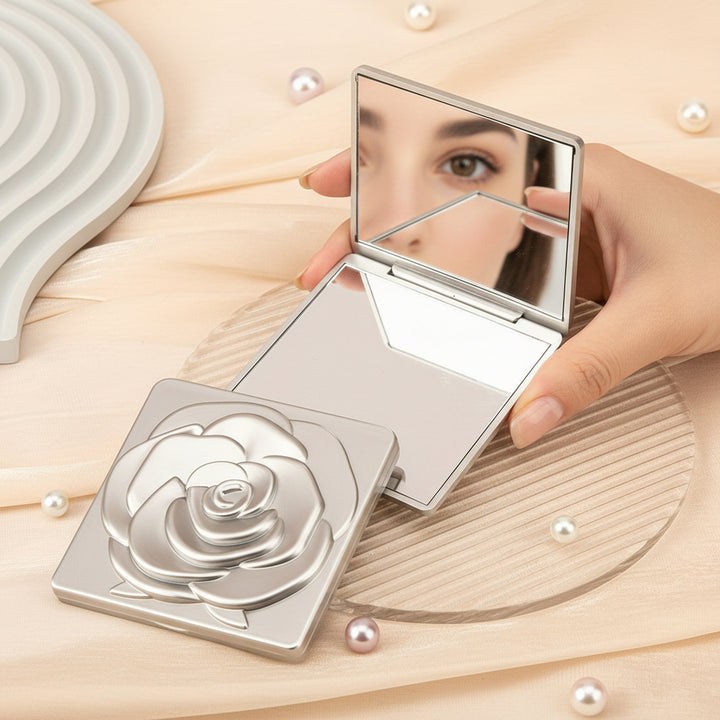 Specchio compatto pieghevole a fiore specchio da trucco portatile tascabile
