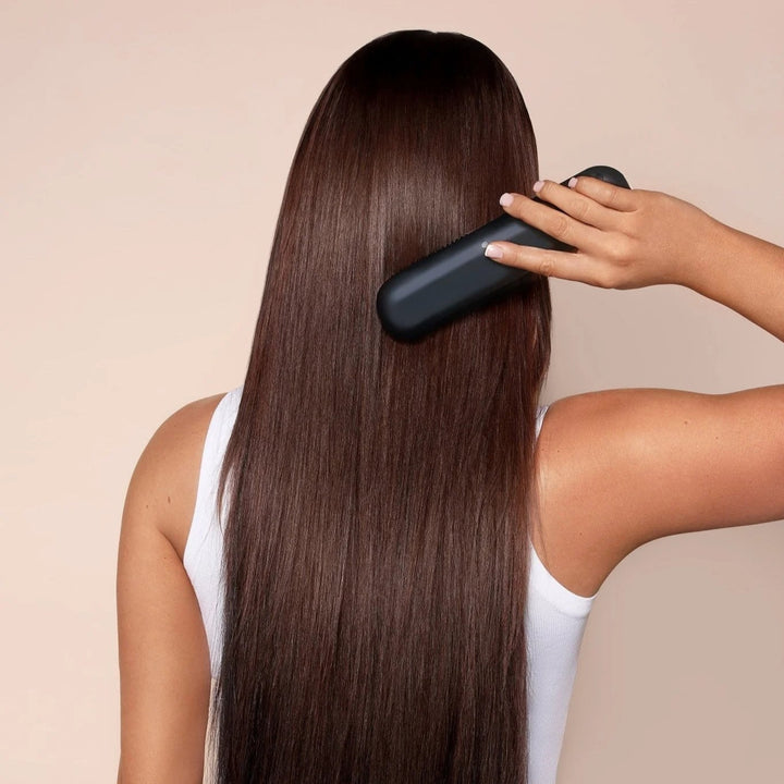 Cordless Hair Straightening Brush With Ceramic Bristles And Dual Ion Technology - Image 5