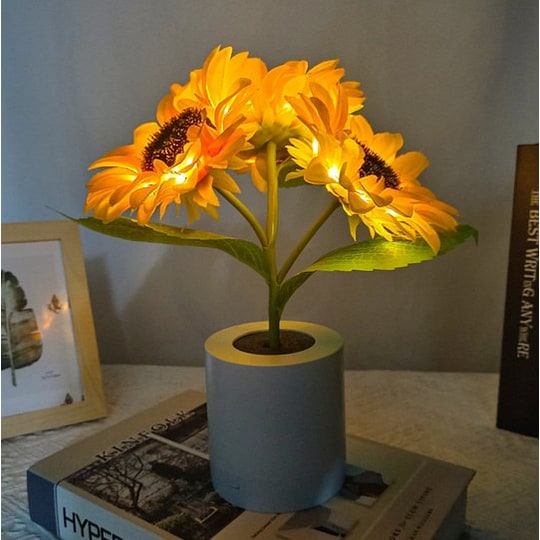 Decorative USB Rechargeable Sunflower LED Lamp With Warm Glow - Image 4