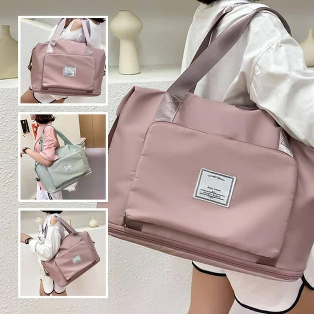 Foldable Travel Bag with Secure Shoulder Design and Waterproof - Image 1
