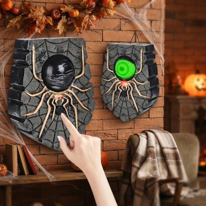 Halloween Decoration Wireless Doorbell With Illuminated Blinking Eye Battery Powered One Eyed Spider Design For Halloween Decor - Image 3