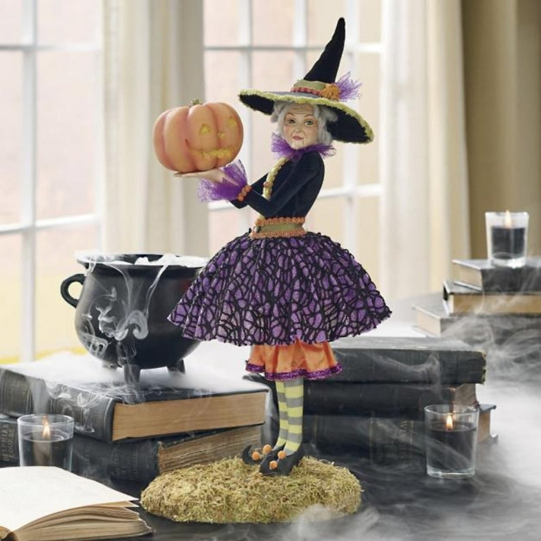 Halloween Figurine Witch-Themed Design With Resin Construction And Lightweight For Indoor Decor - Image 10