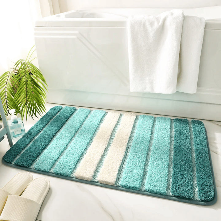 Microfiber Bath Mat With Quick-Drying Absorbency & Non-Slip Backing - Image 3
