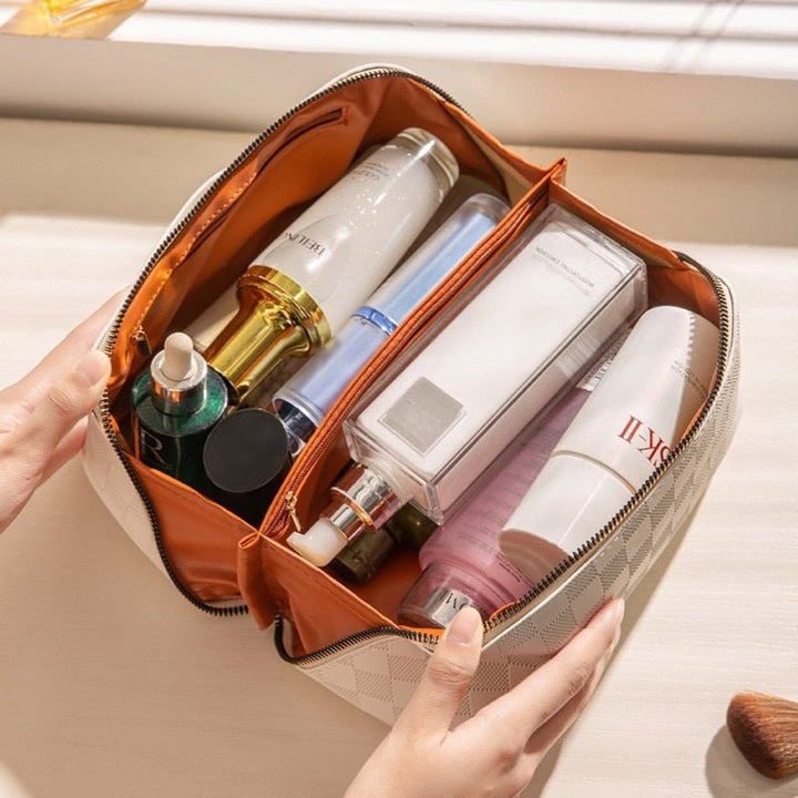 Minimalistic Synthetic Leather Cosmetic Bag With Organizer And Handle - Image 3