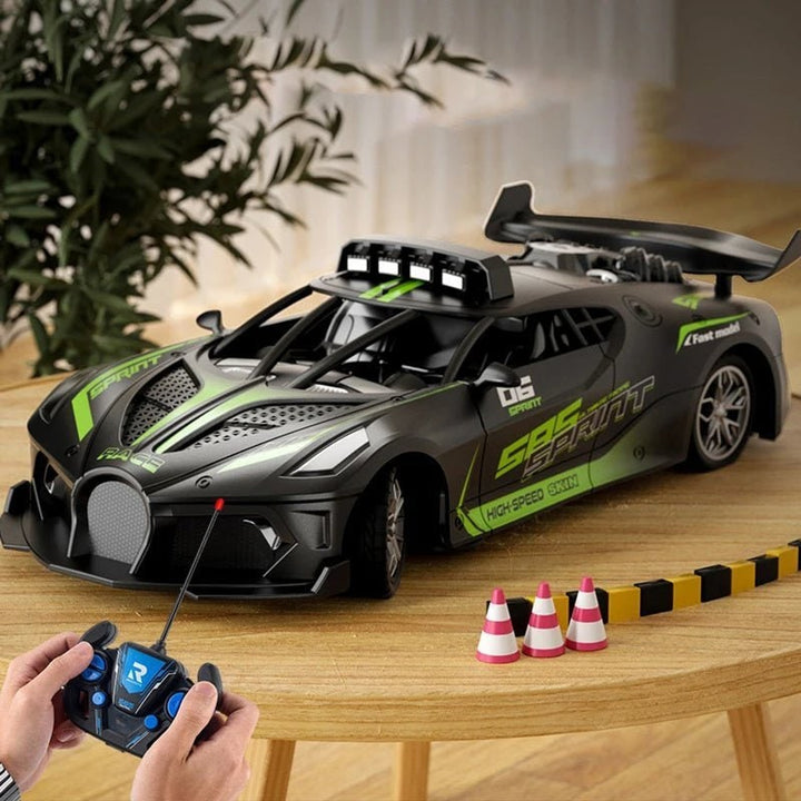 Rennenmeister 4CH RC Drift Car With Realistic Sports Car Design - Image 4