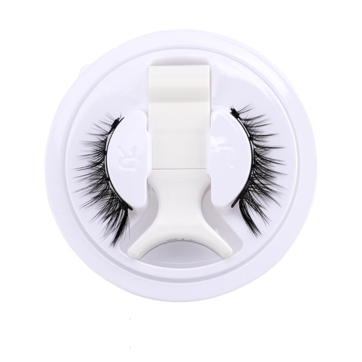 Reusable Magnetic Eyelash Set With Tweezer Applicator No Glue Needed - Image 2