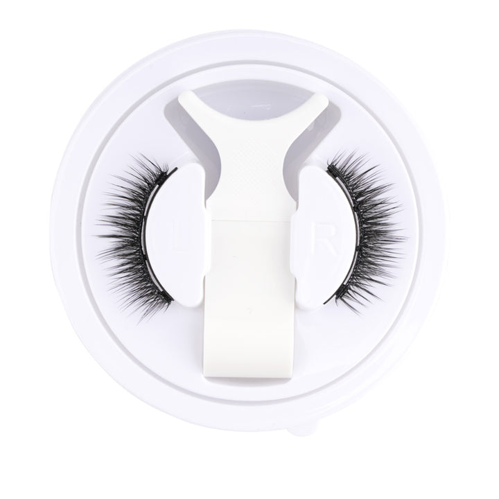 Reusable Magnetic Eyelash Set With Tweezer Applicator No Glue Needed - Image 4