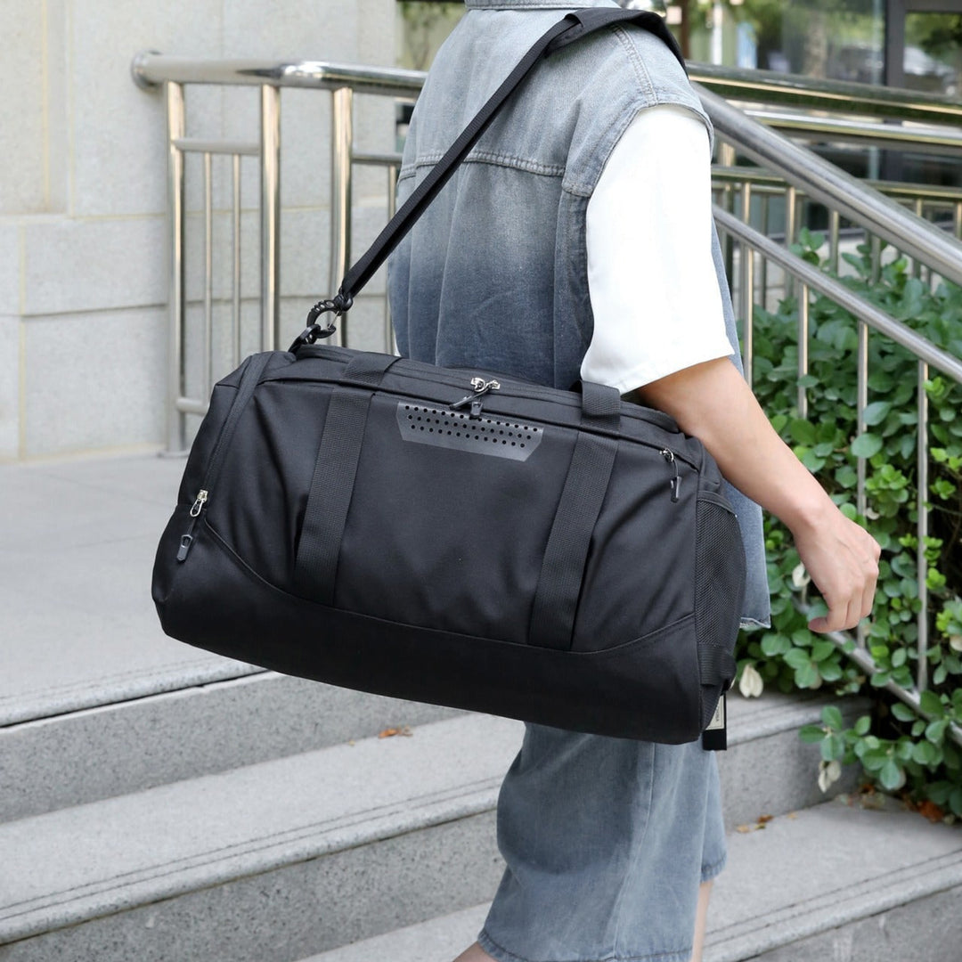 Travel Duffel Bag With Sporty Design Featuring Dedicated Storage Spaces And Easy Carrying On The Move - Image 7