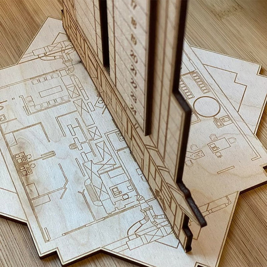 Wooden Advent Calendar Die Hard Nakatomi Plaza With Rotating Hans Gruber Figure - Image 5